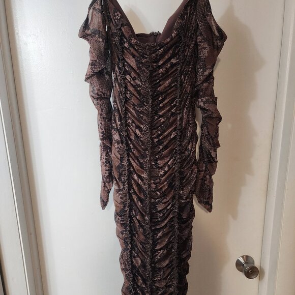 H:ours Midi Cocktail Shear Python Fabric with glove sleeves - Picture 1 of 6